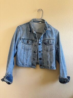 Lee Light Blue Denim Jacket - Women's Cropped Trucker Style